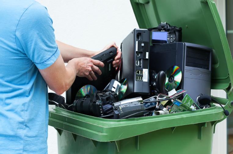 El impacto del reciclaje electrónico en el medio ambiente peruano